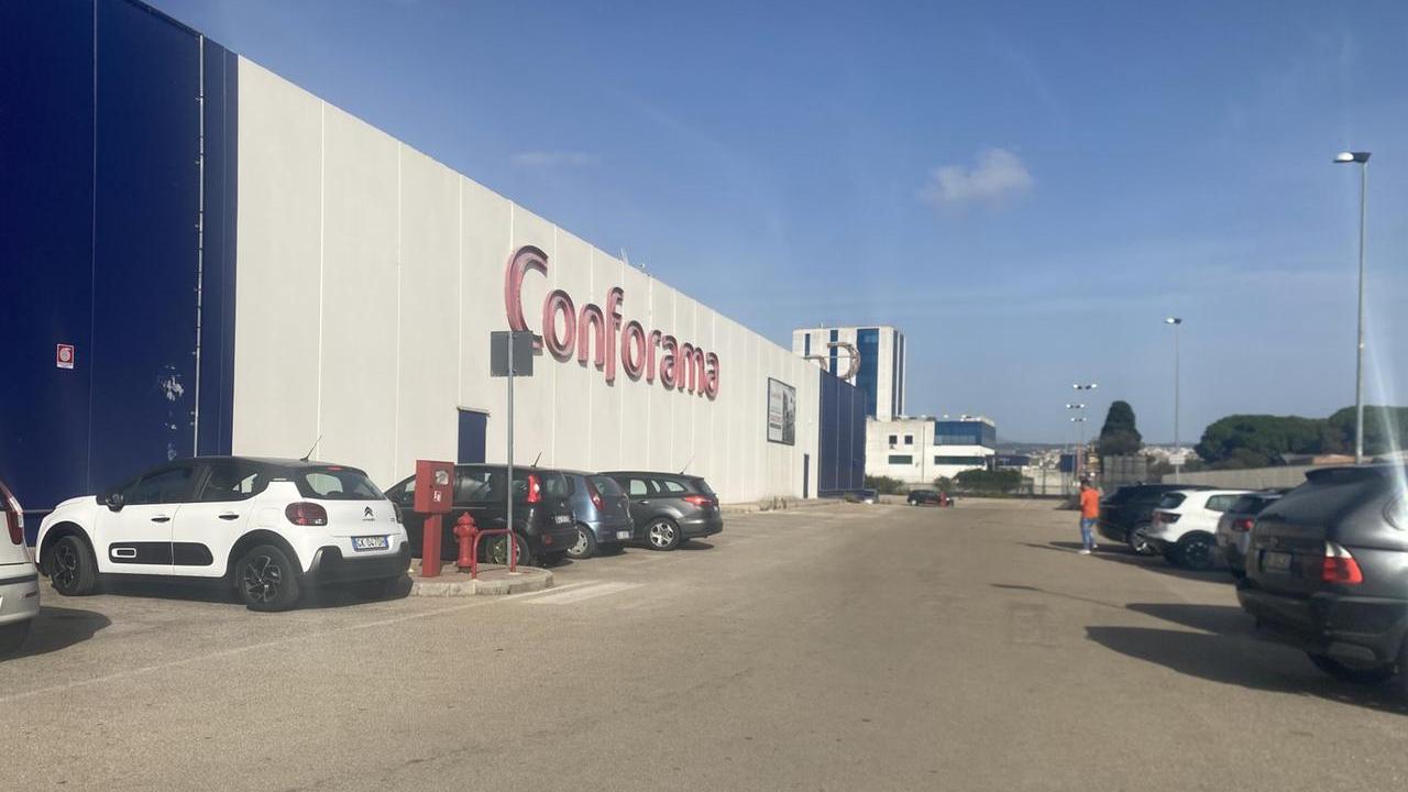 Predda Niedda il parcheggio di Conforama