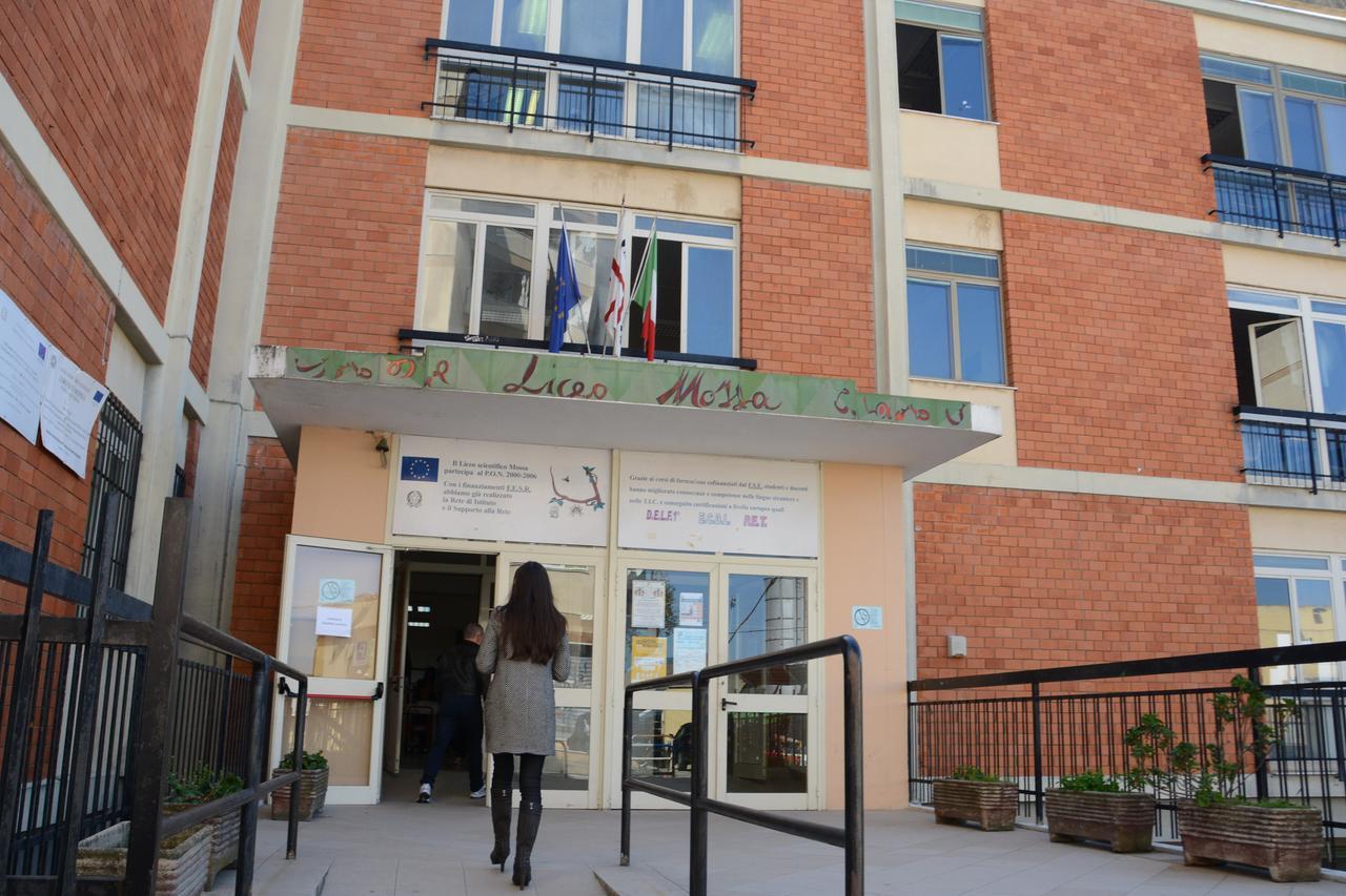 Il liceo scientifico Mossa