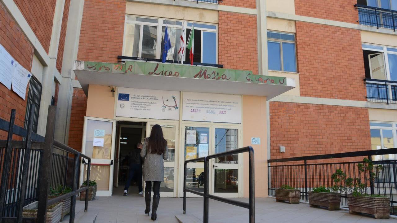 Il liceo scientifico Mossa