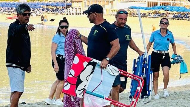 L'intervento degli agenti a Campo nell'Elba