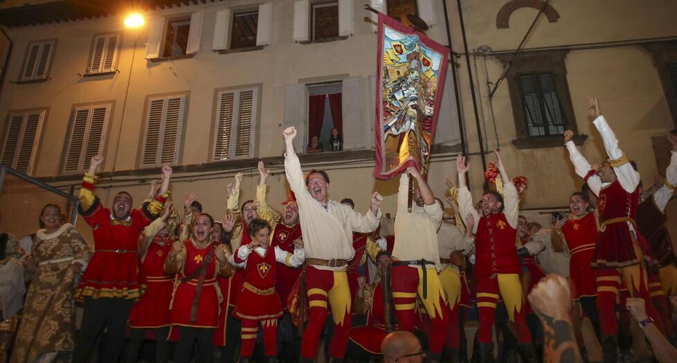 
	La gioia del Rione Ferraia per la vittoria dello scorso anno

