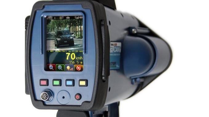 Nella Bassa arriva il “supervelox”: capta la velocità fino a un chilometro di distanza