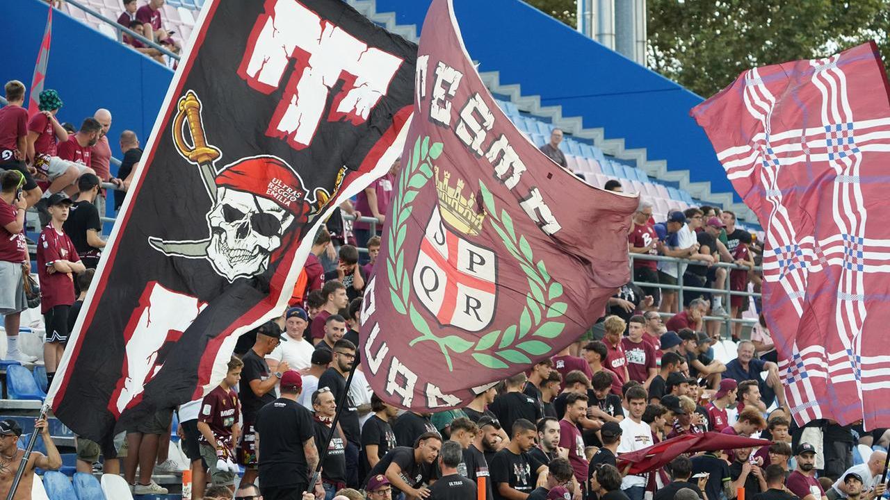 I tifosi della Reggiana pronti a invadere Marassi