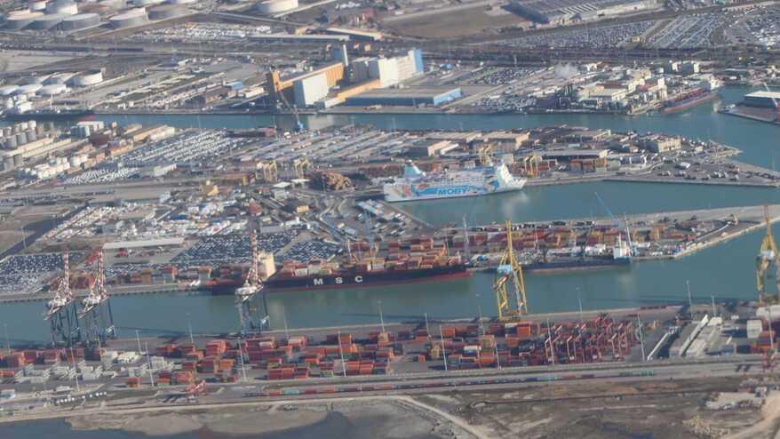 Una veduta del porto labronico (foto d'archivio)