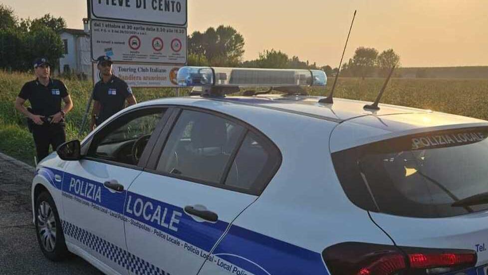 Pieve di Cento, patente revocata: 75enne guida con documento rumeno