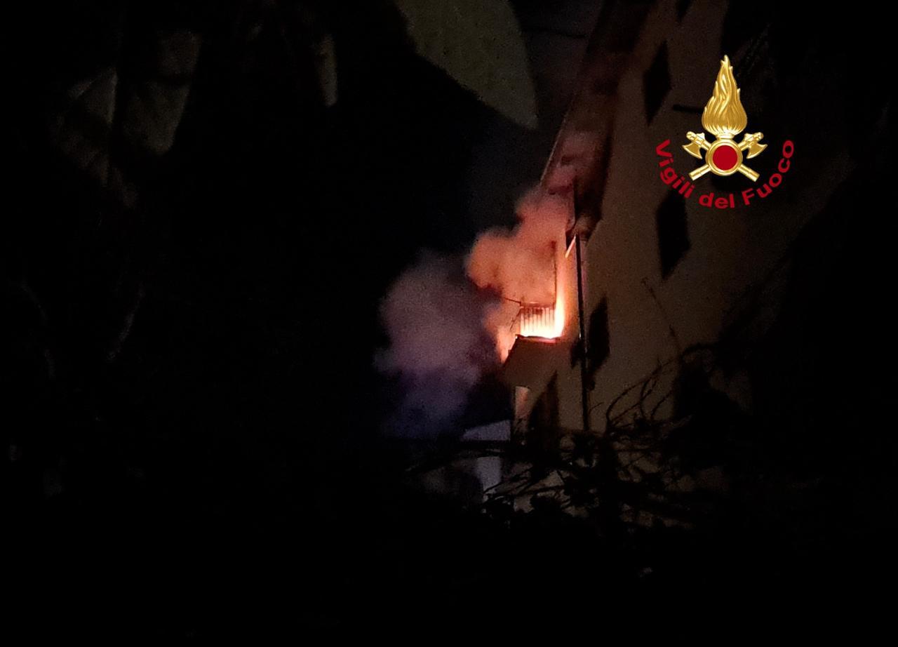 
	L'incendio all'Isolotto

