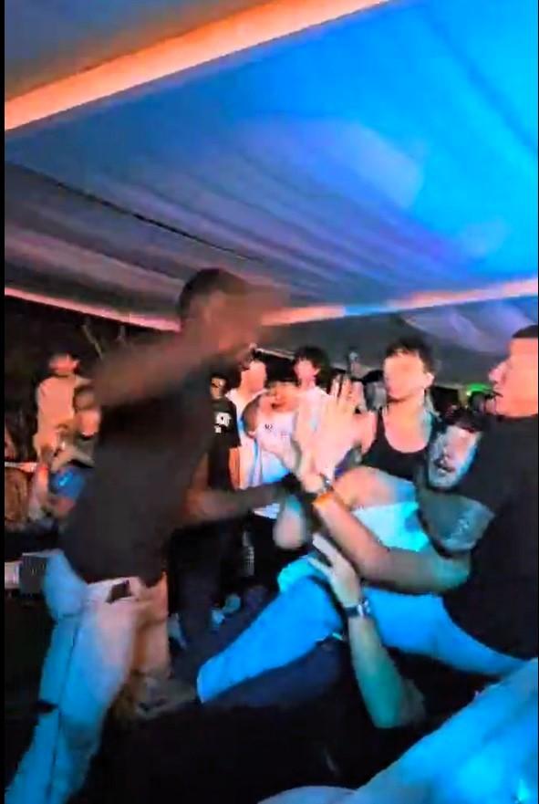 Alghero, il Touch a rischio chiusura dopo l’aggressione di Ferragosto