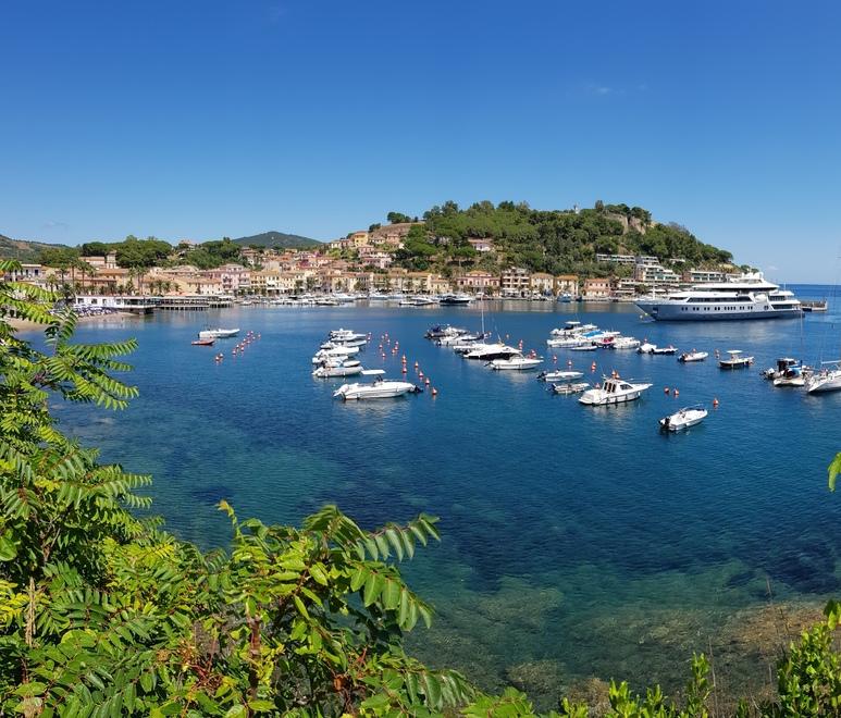 
	Una veduta di Porto Azzurro (foto d'archivio)

