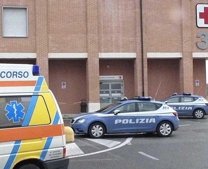 Pisa, schiaffeggia il medico perché aspetta da troppo tempo in Pronto Soccorso