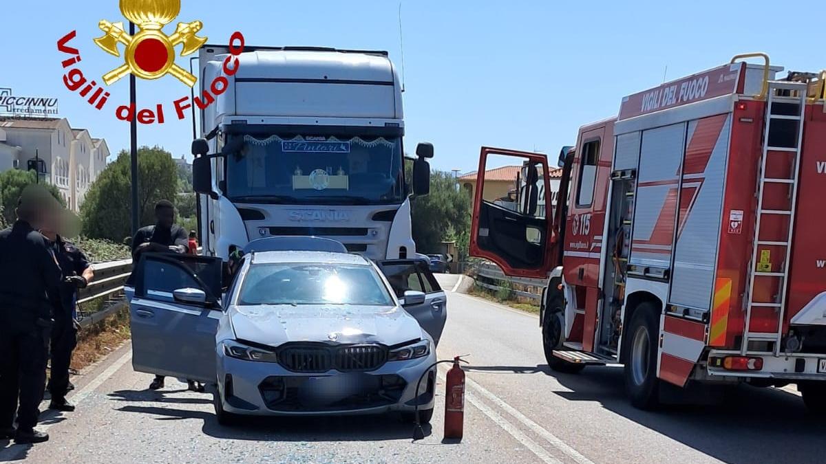Olbia, incidente sulla sopraelevata: in cinque finiscono in ospedale