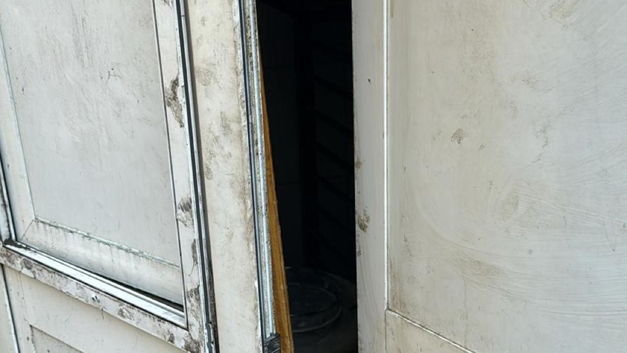La porta forzata del panificio