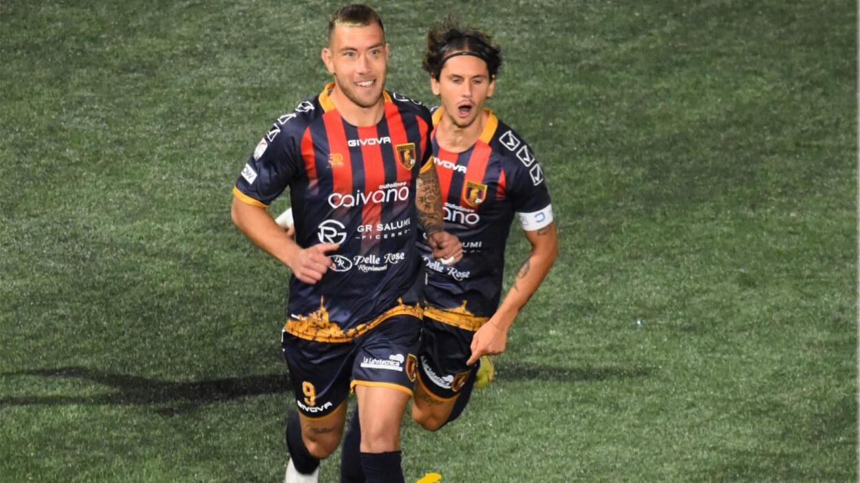 Torres beffata, l’attaccante Jacopo Murano sceglie di andare al Foggia