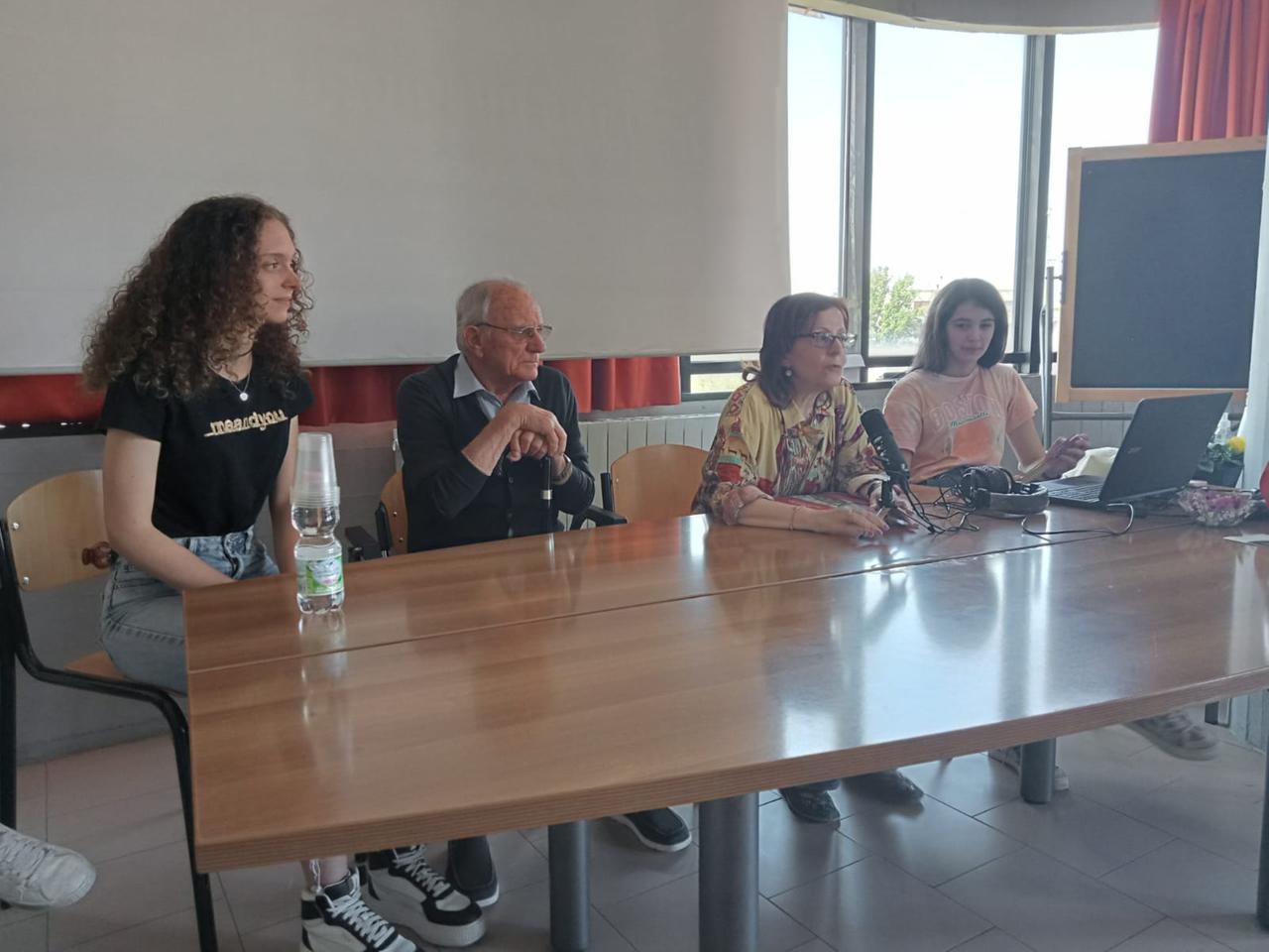 Eccidio del Padule di Fucecchio, l’intervista degli studenti a Remo Mazzei diventa un podcast sulla radio del Forti