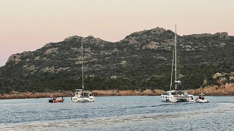 La Maddalena, ancoraggio selvaggio nel Parco: venti multati