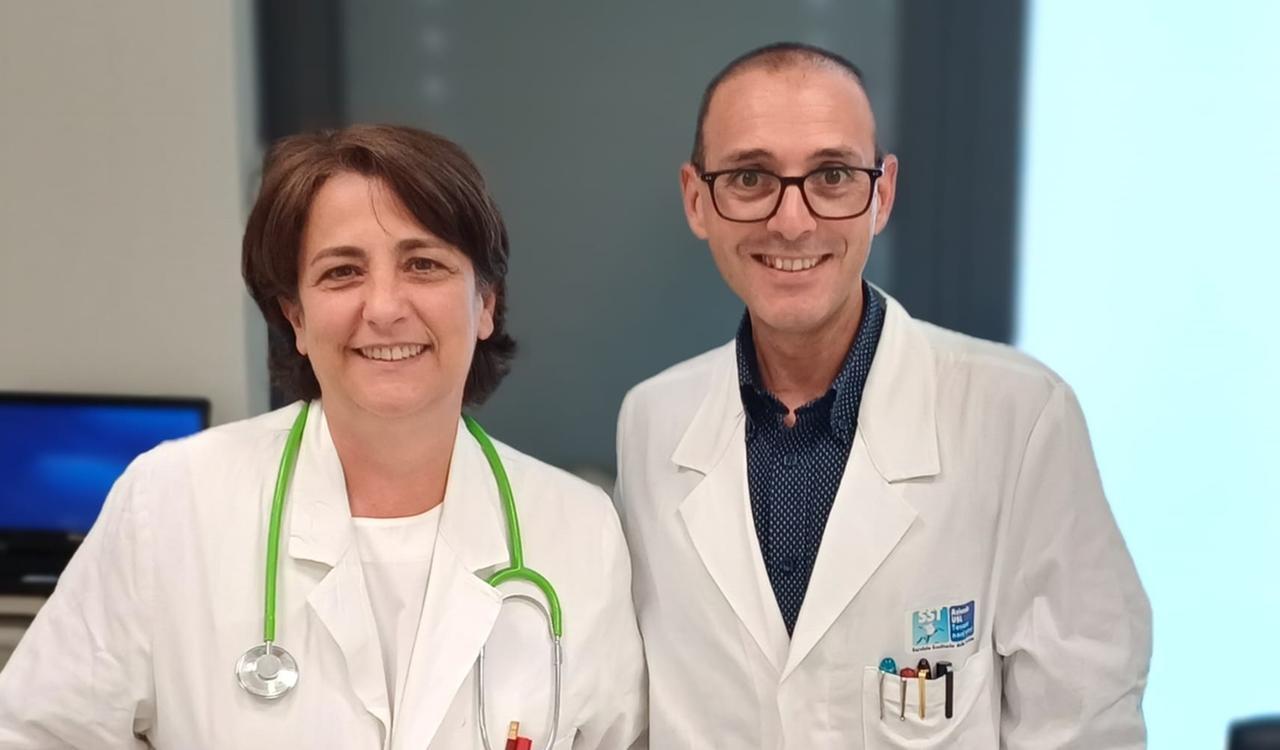 
	Barbara Canari Venturi, responsabile della Pneumologia di Lucca e il direttore sanitario dell&rsquo;ospedale di Lucca, Spartaco Mencaroni

