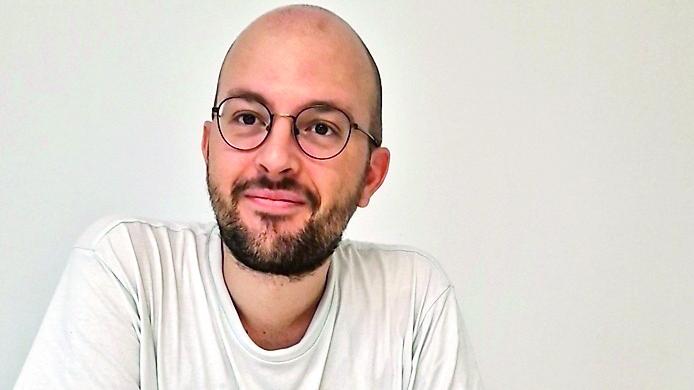 Il fumettista Perelli da Dragon Ball alla graphic novel: «Disegno Ferrara e il mondo attorno»