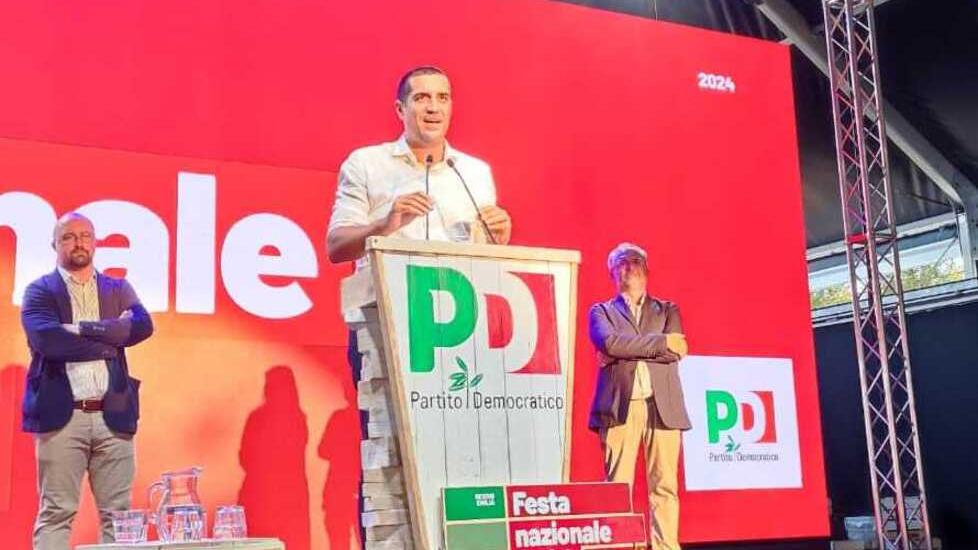 De Pascale inaugura la Festa nazionale dell’Unità: «Il campo largo è già pronto»