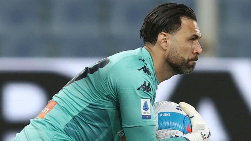 Salvatore Sirigu torna ad indossare la maglia del Palermo