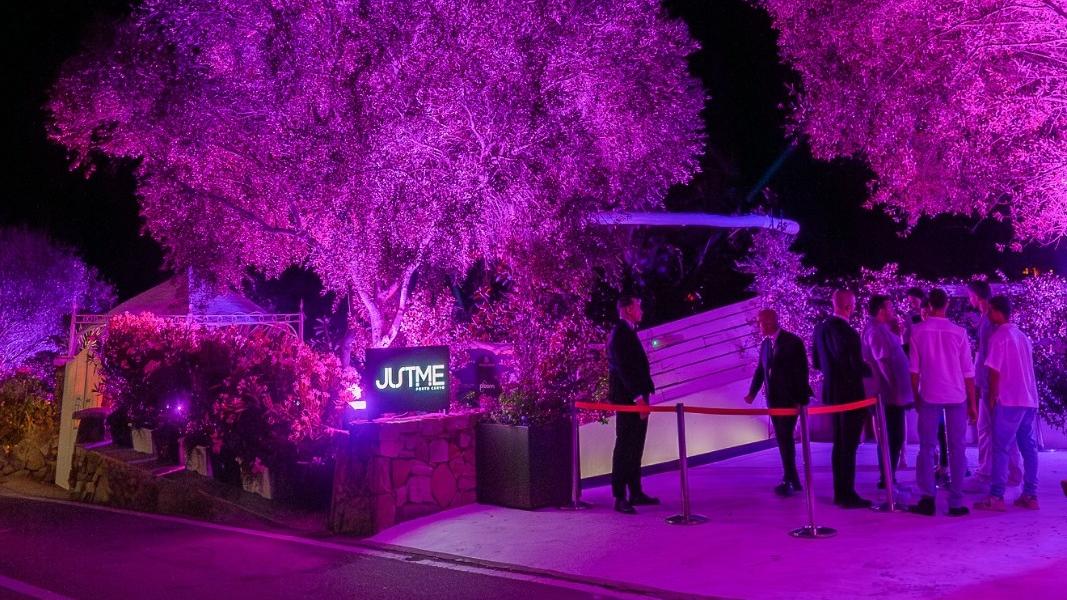 L'ingresso del Just me (@JustmePortoCervo)