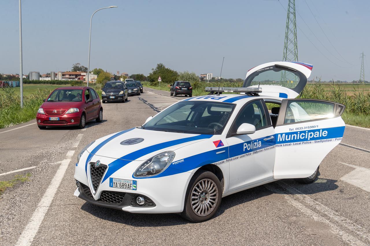 Comacchio, niente polizza nella banca dati: scatta la multa