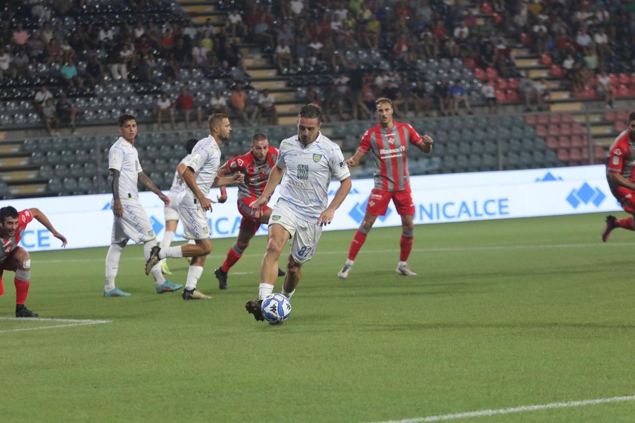 
	Un momento della partita (Foto Official Carrarese calcio 1908)

