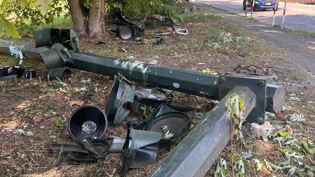 Tragico schianto nel parmense: morto un 22enne di Gattatico