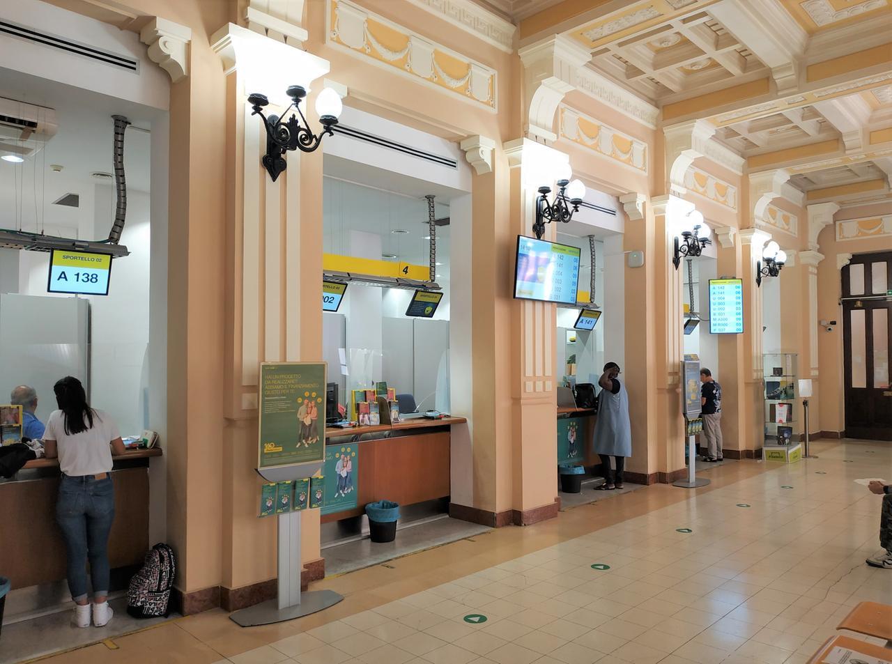 Sassari la sede delle Poste Italiane in via Brigata Sassari