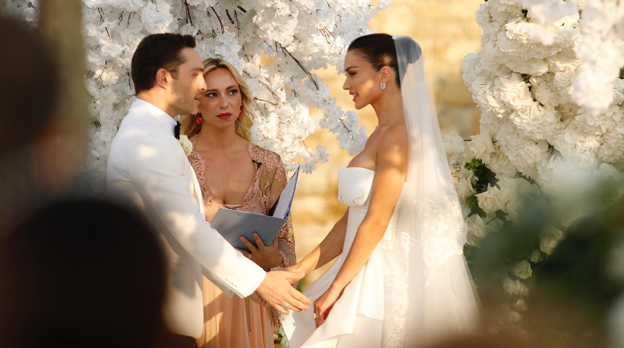 
	Il matrimonio di Ed Westwick e Amy Jackson celebrato dalla speaker Veronica Bellandi Bulgari

