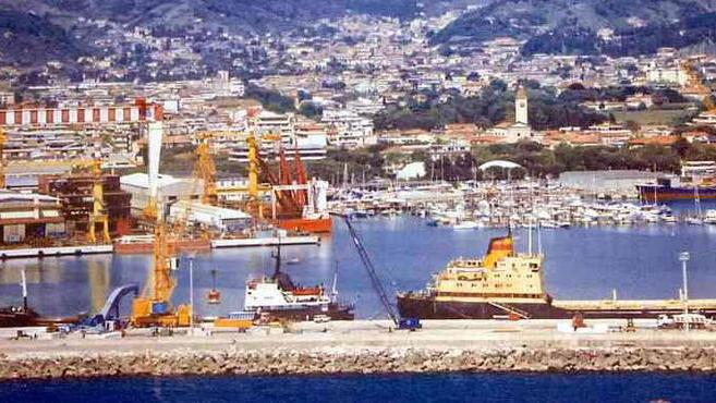 Porto di Carrara, aumentano i posti di lavoro: i terminalisti sono cresciuti del 24 %