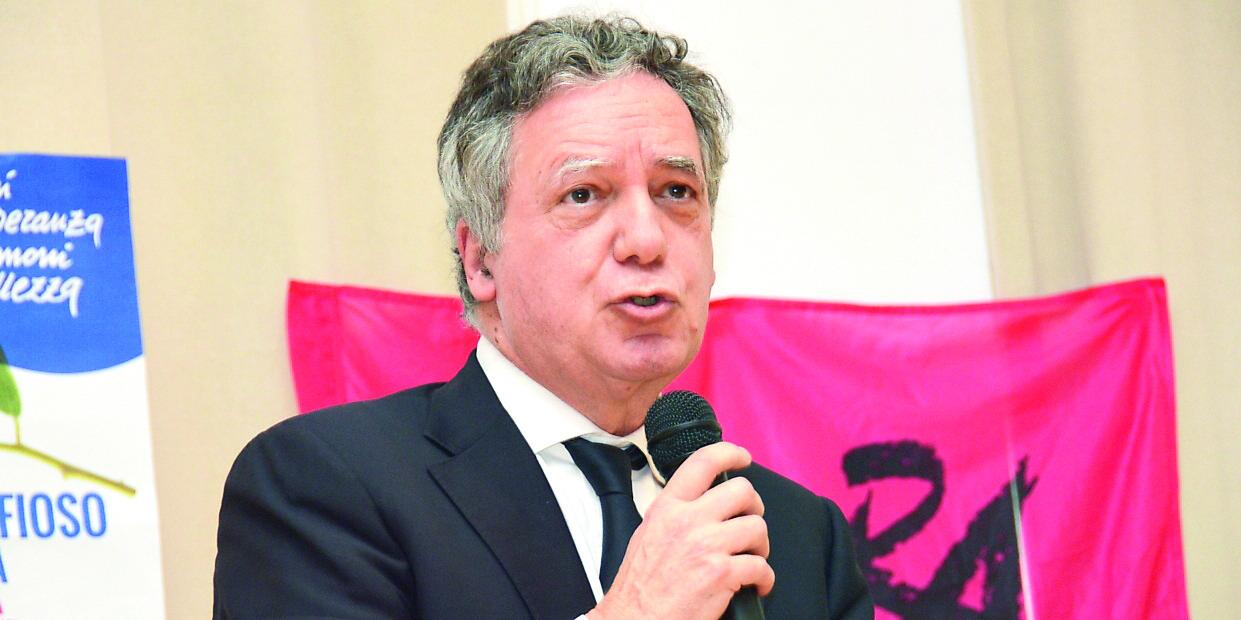 Nando Dalla Chiesa: «La lotta alla mafia parte dalle donne»