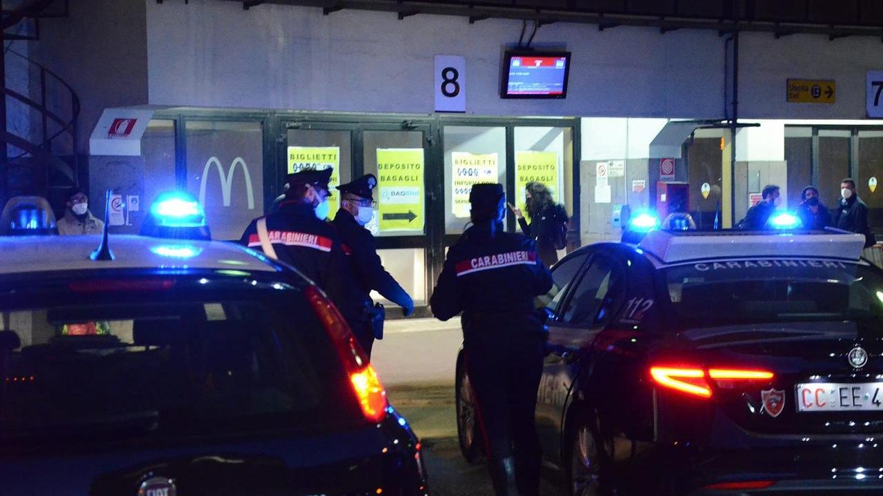 Cagliari, ai domiciliari ma in giro al centro commerciale: arrestato