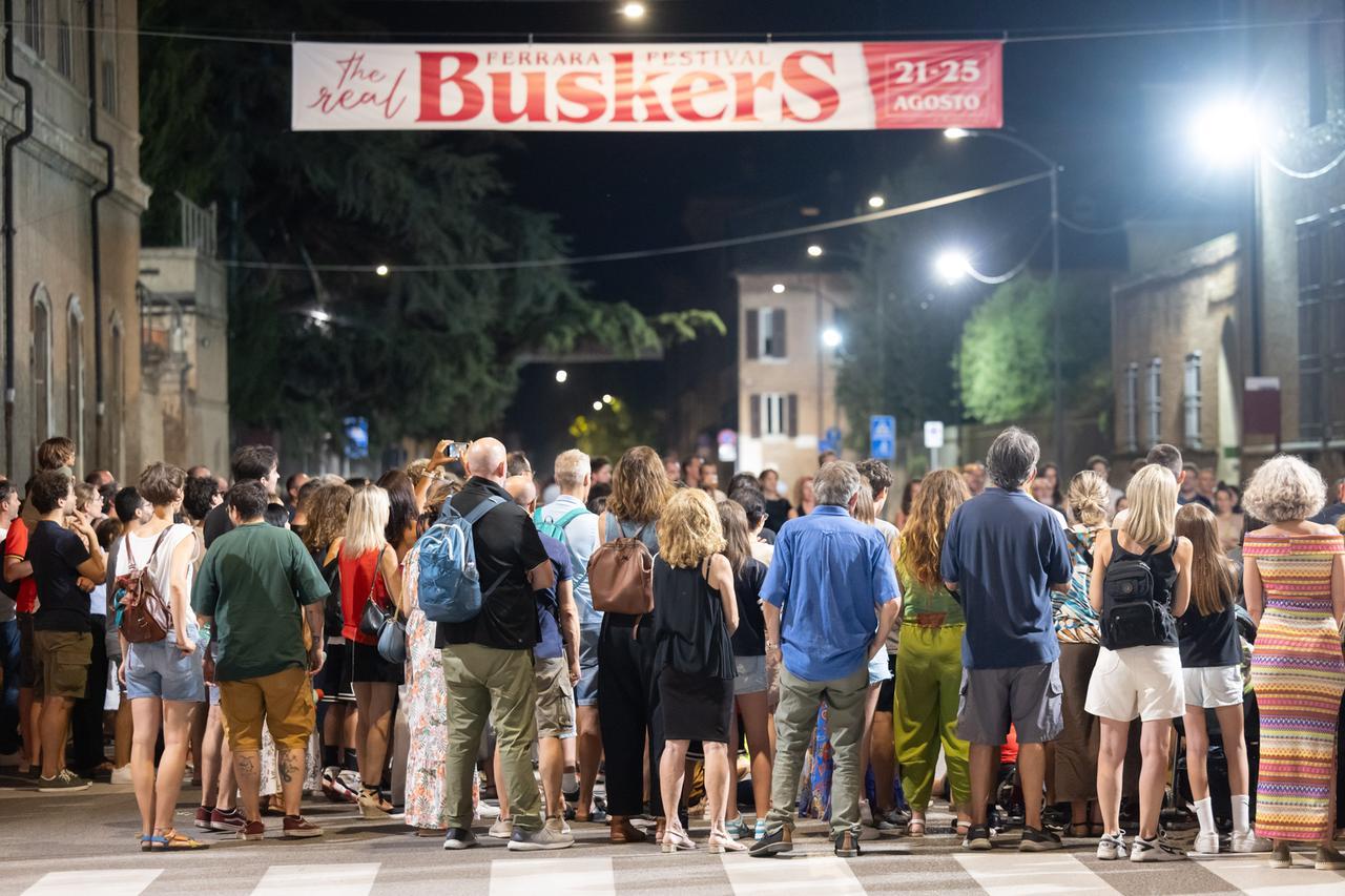 Ferrara Buskers Festival, la nuova formula coinvolge la politica