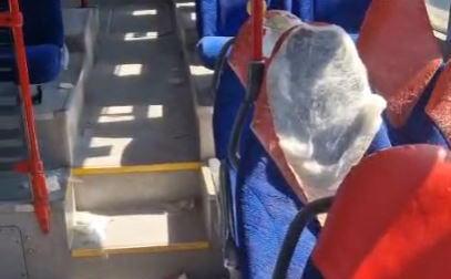 
	Uno degli autobus danneggiati a Castiglione

