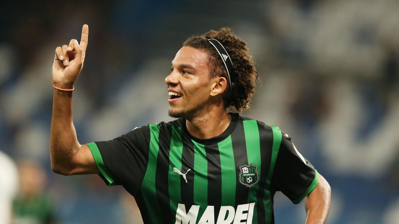 Il Sassuolo in campo a Bari aspettando Gytkjaer