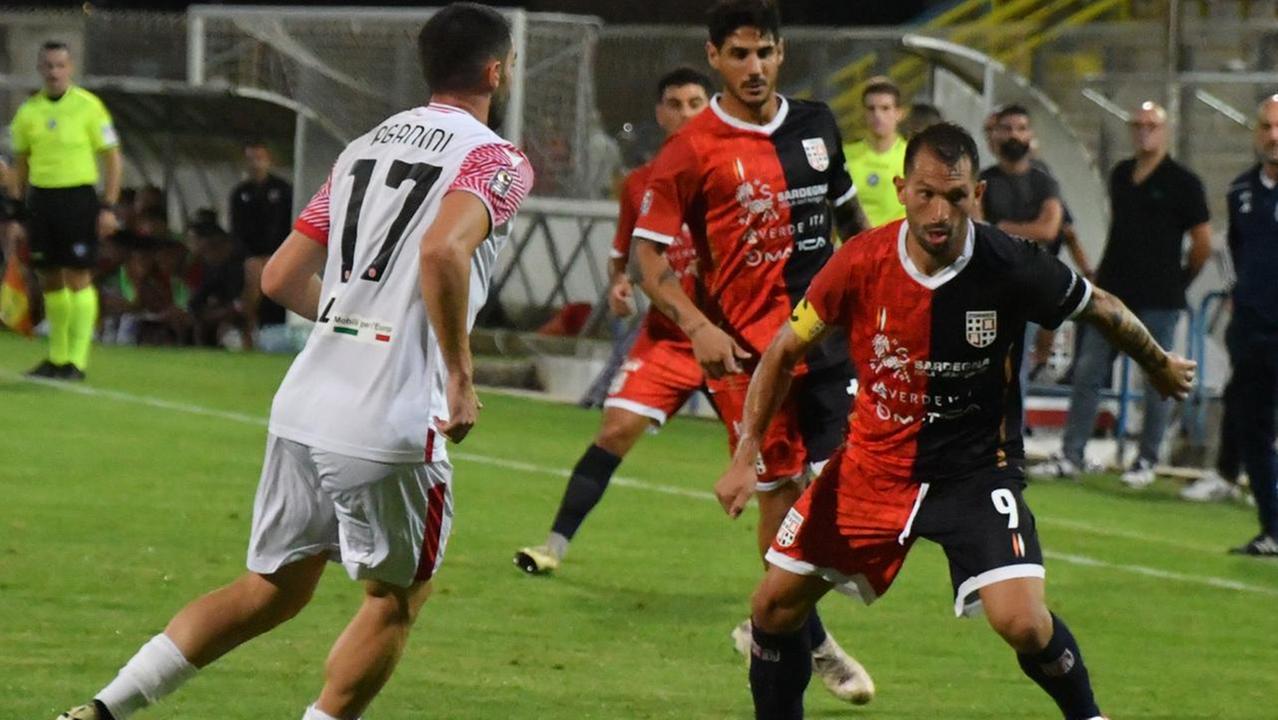 Torres, il debutto col botto fa felice mister Alfonso Greco