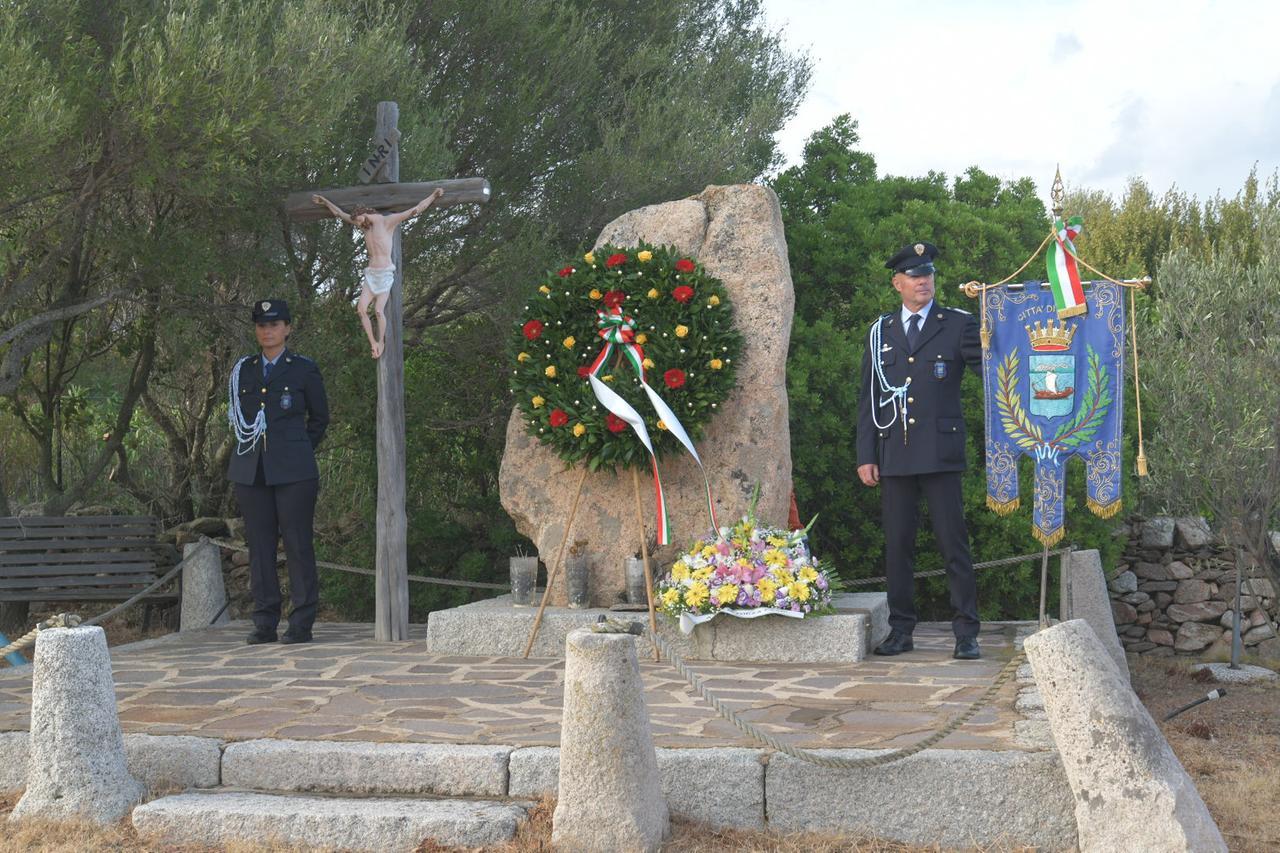 
	Il cippo in memoria delle vittime in localit&agrave; Milmeggiu


