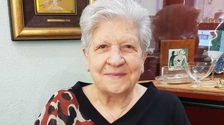 Anna Maria Fiori, nella sua gioielleria di via VII luglio in centro a Carrara