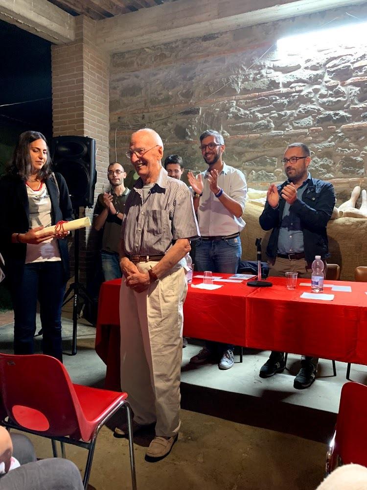 
	Moreno Pagni premiato nel 2019 dall'allora sindaco Francesco Puggelli

