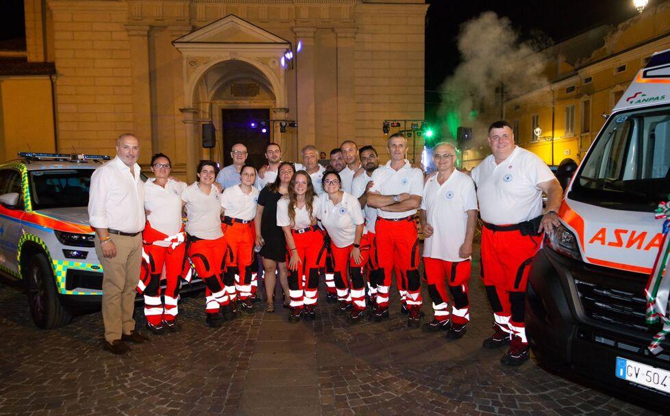 San Genesio porta due nuovi mezzi alla Croce Azzurra