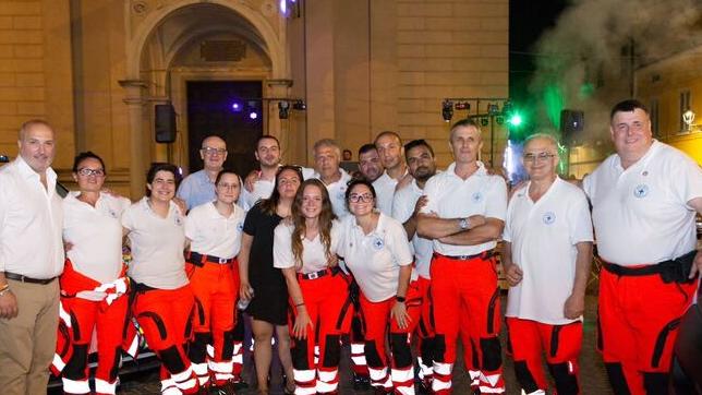 San Genesio porta due nuovi mezzi alla Croce Azzurra