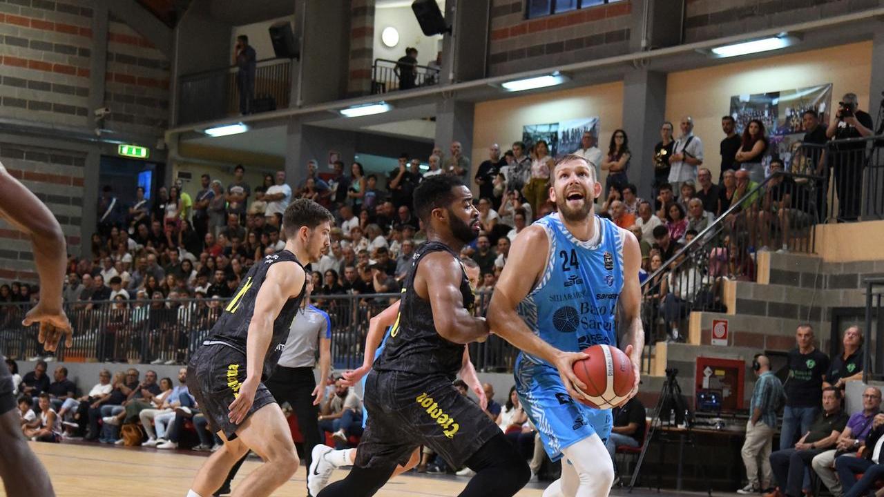 <strong>Michal Sokolowski</strong> in azione a Nuoro (foto Massimo Locci)
