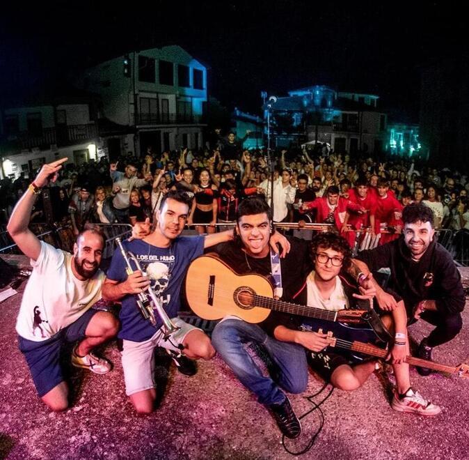 In Fortezza Vecchia una sorpresa folk: arriva il concnerto dei “Farrustel &amp; La Farrulata”<br type="_moz" />
