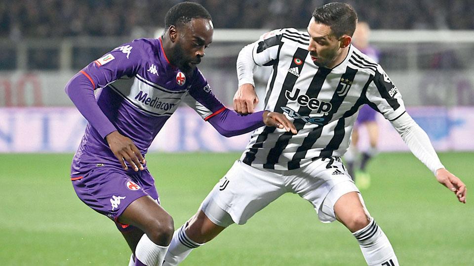 Mattia De Sciglio in una sfida Juventus-Fiorentina di Coppa Italia