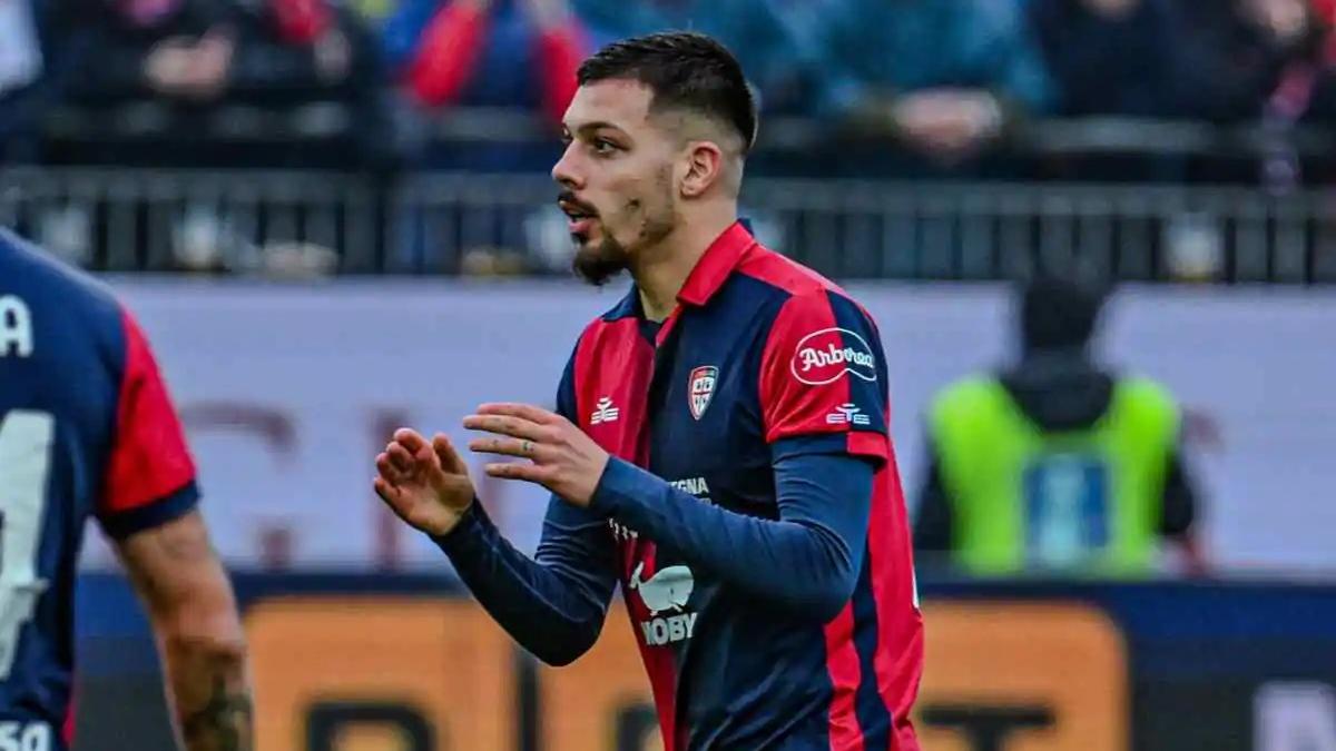Gianluca Gaetano centrocampista del Cagliari Calcio