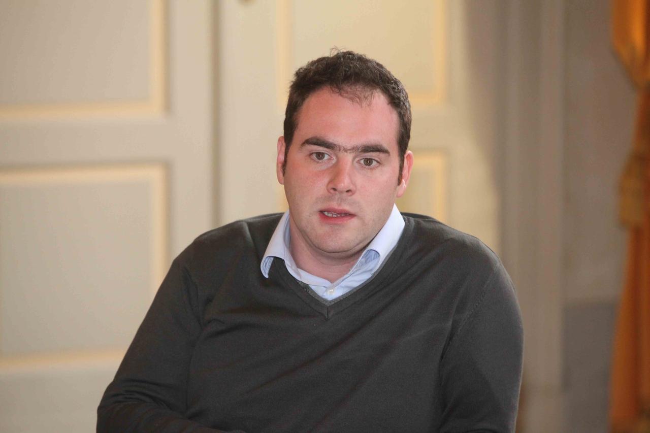 Forum di articoli contro il Comune, il sindaco di Reggiolo denuncia un hater