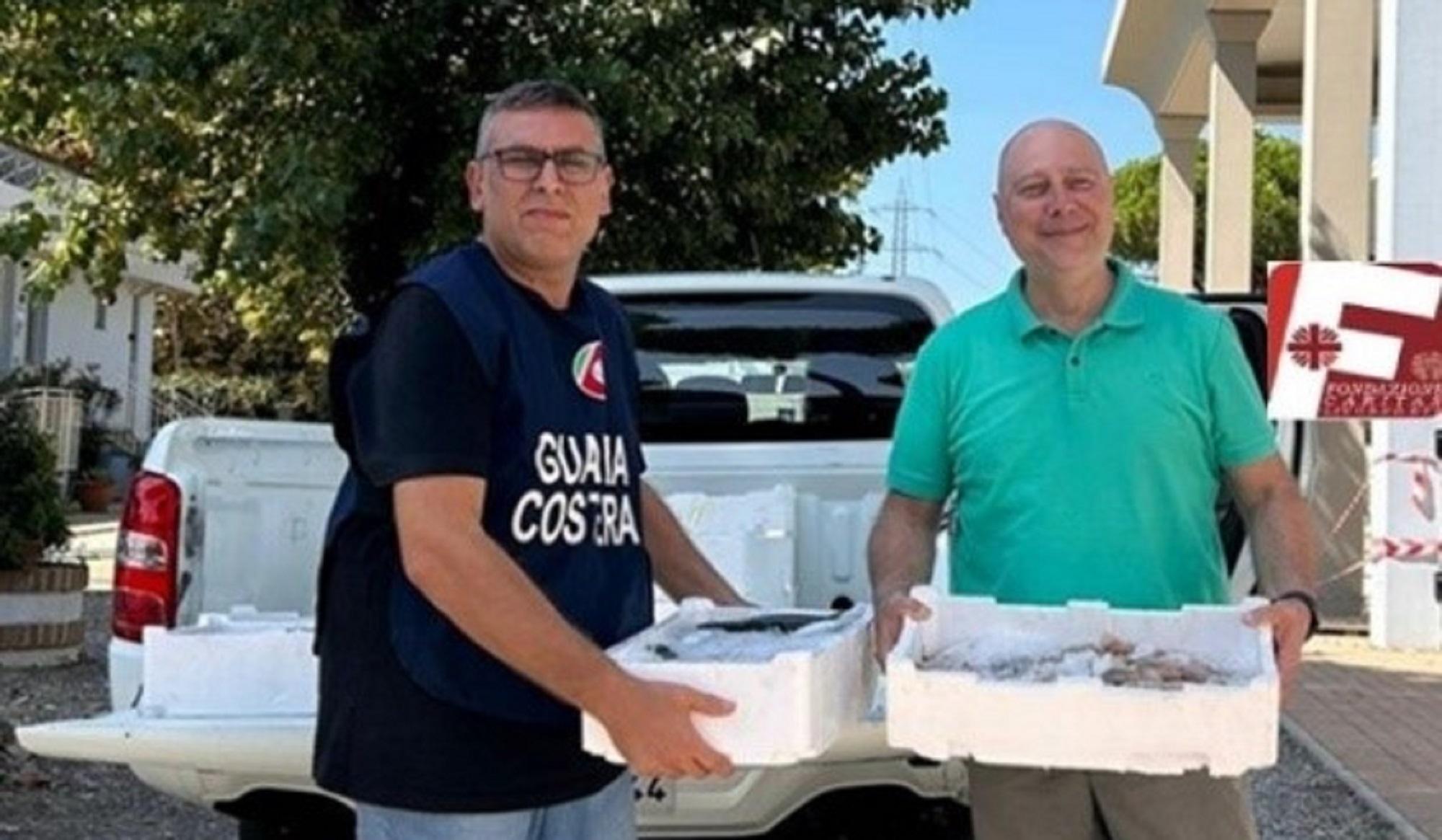 La donazione alla Caritas