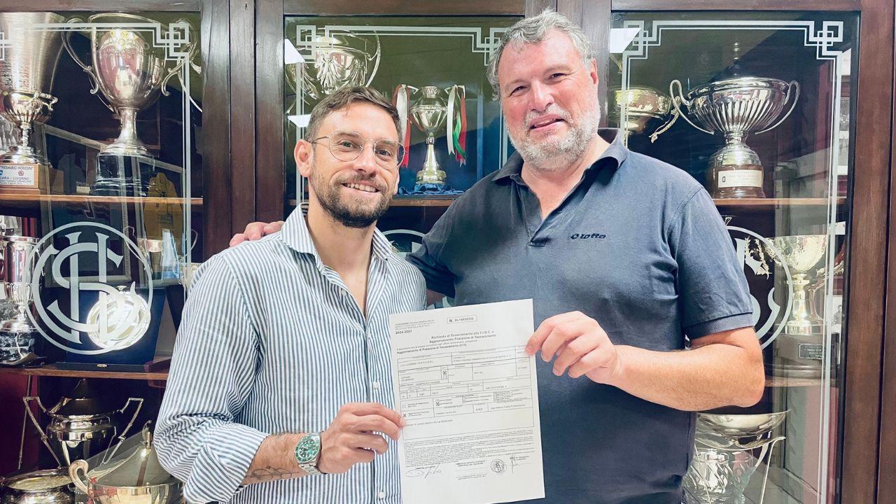 
	Dionisi e il presidente del Livorno Joel Esciua (Foto: Fb Livorno calcio)

