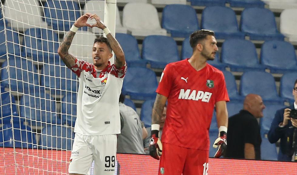 Sassuolo, dura lezione: la Cremonese cala un poker al Mapei Stadium