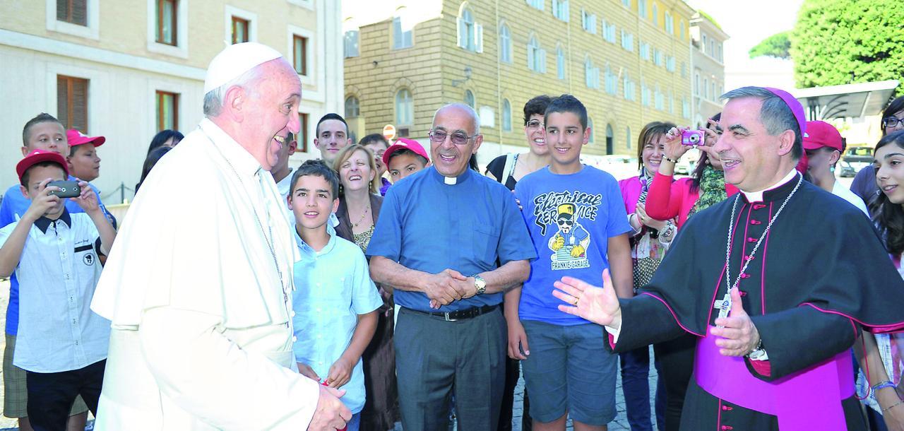 Condanna in Vaticano, monsignor Angelo Becciu: «E’ una vendetta contro di me, la verità emergerà»