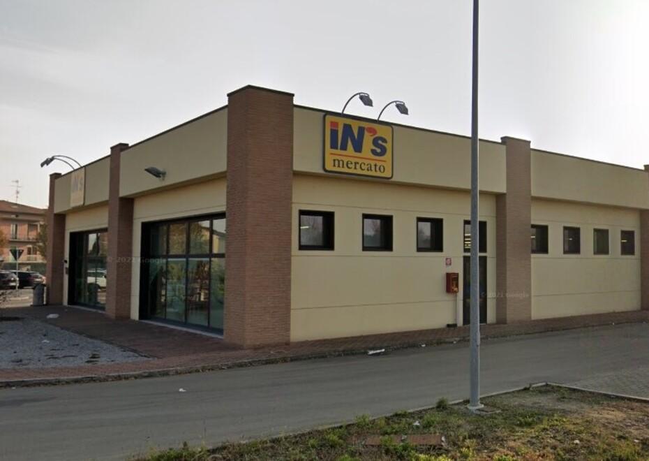 Sassuolo, rapina con pistola al supermercato In’s